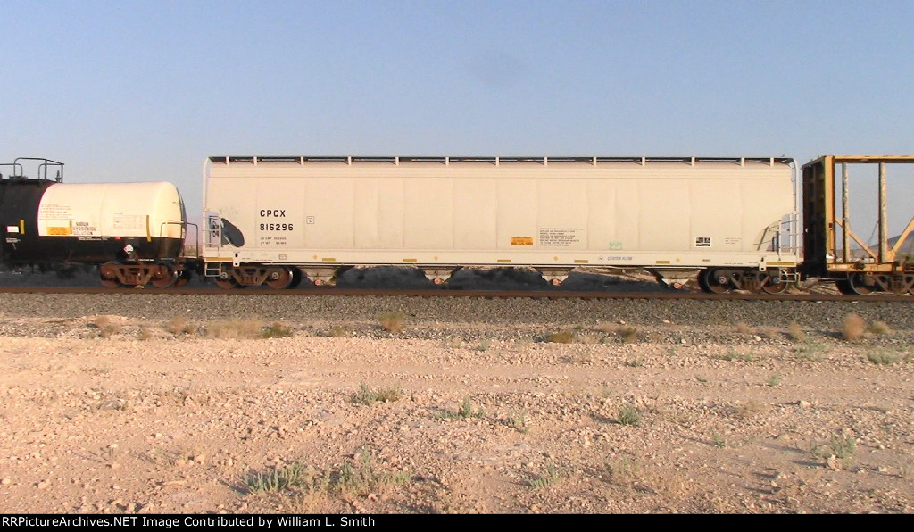 EB Manifest Frt at Erie NV W-Pshr  -70